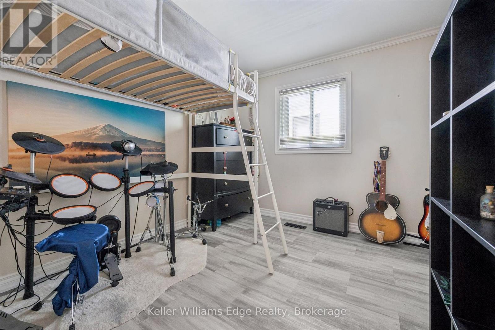 475 VANGUARD CRESCENT - 20