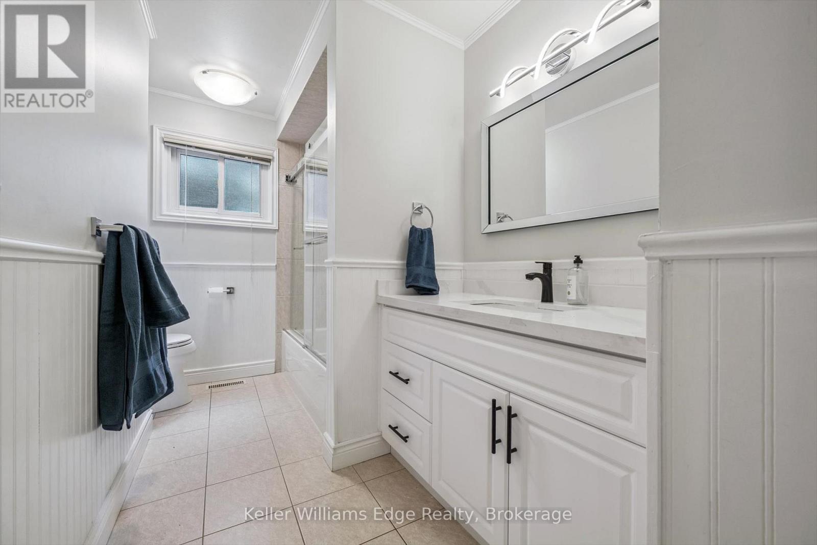 475 VANGUARD CRESCENT - 22