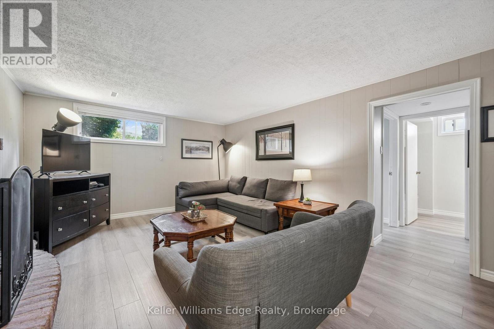 475 VANGUARD CRESCENT - 26
