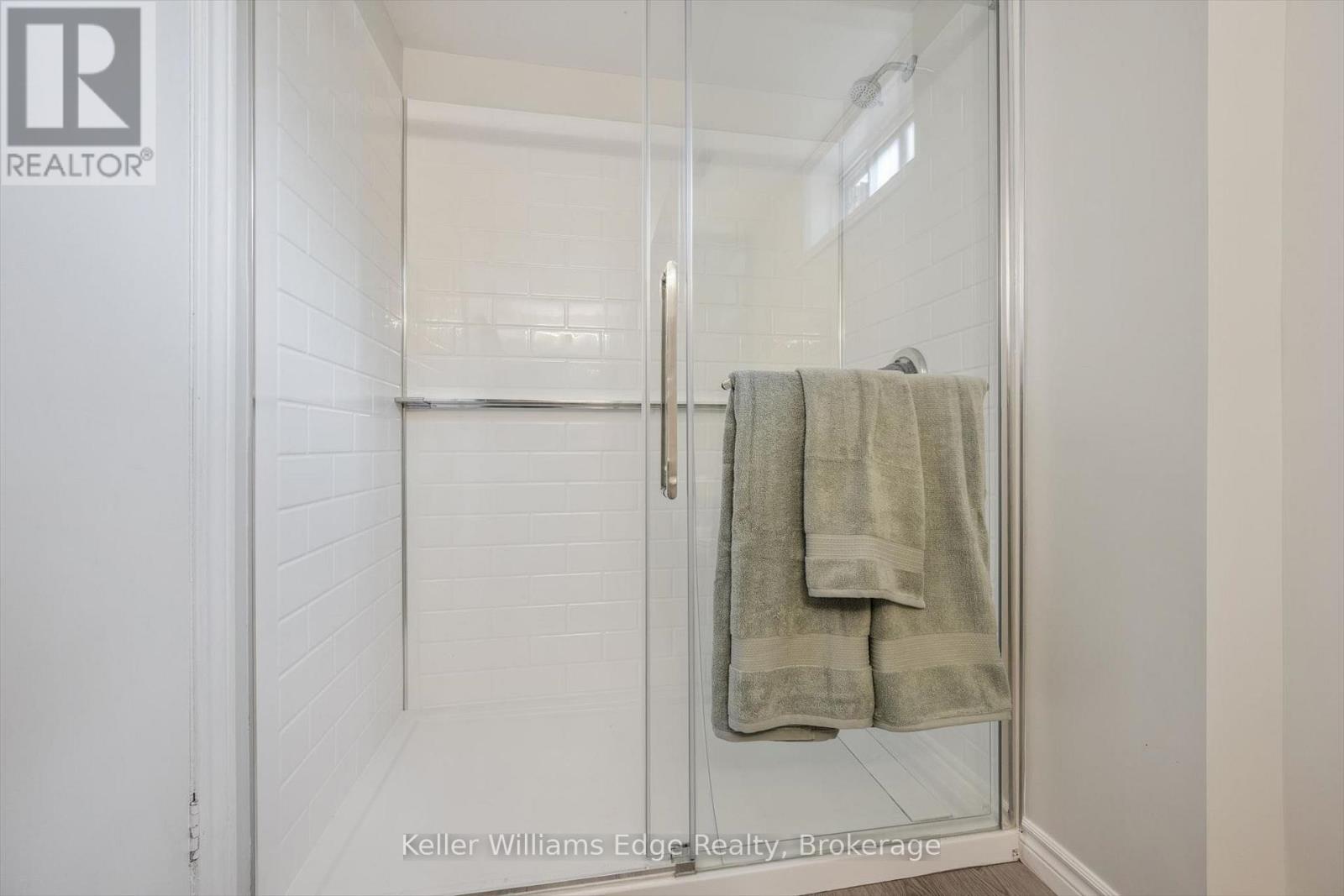 475 VANGUARD CRESCENT - 30