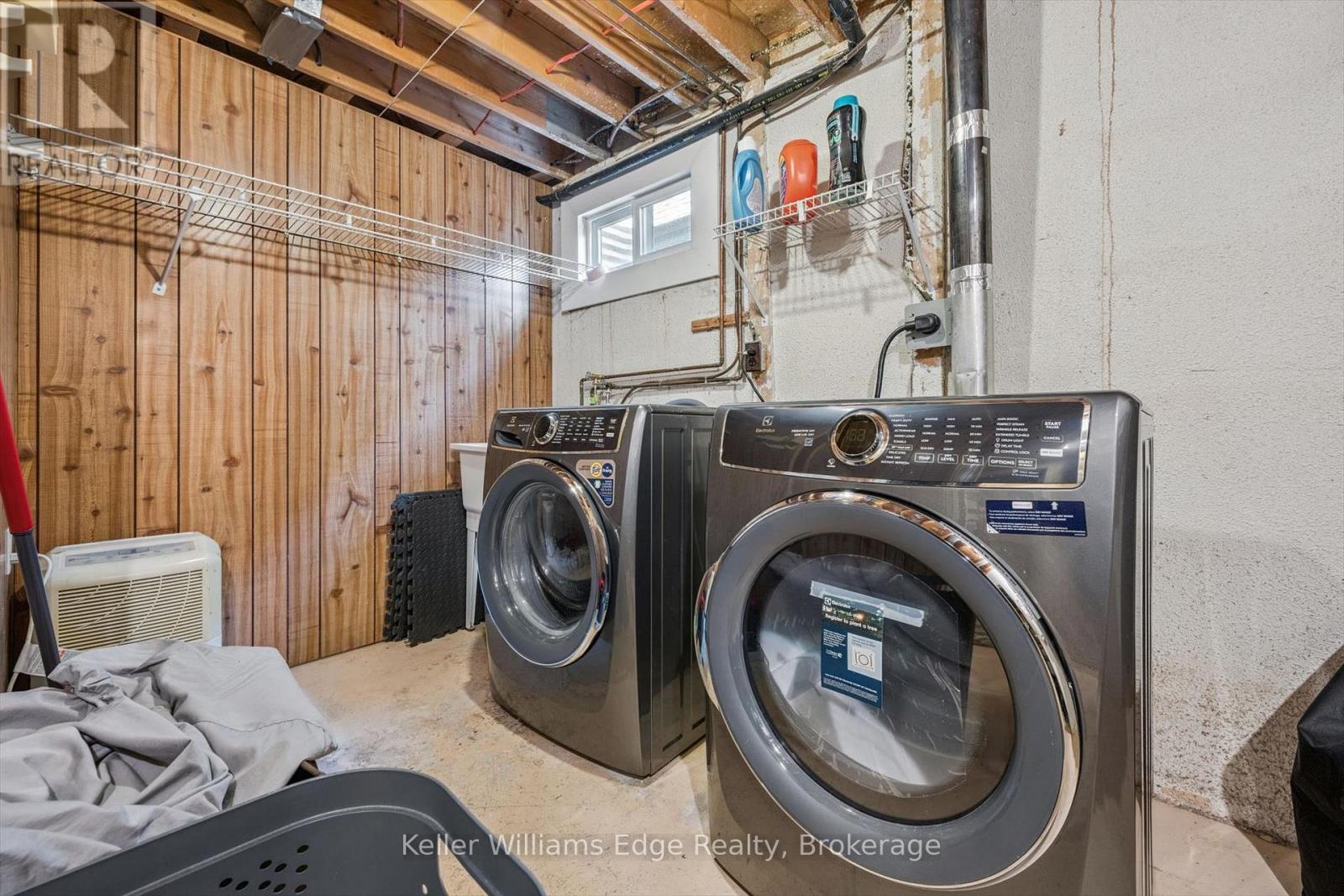 475 VANGUARD CRESCENT - 31