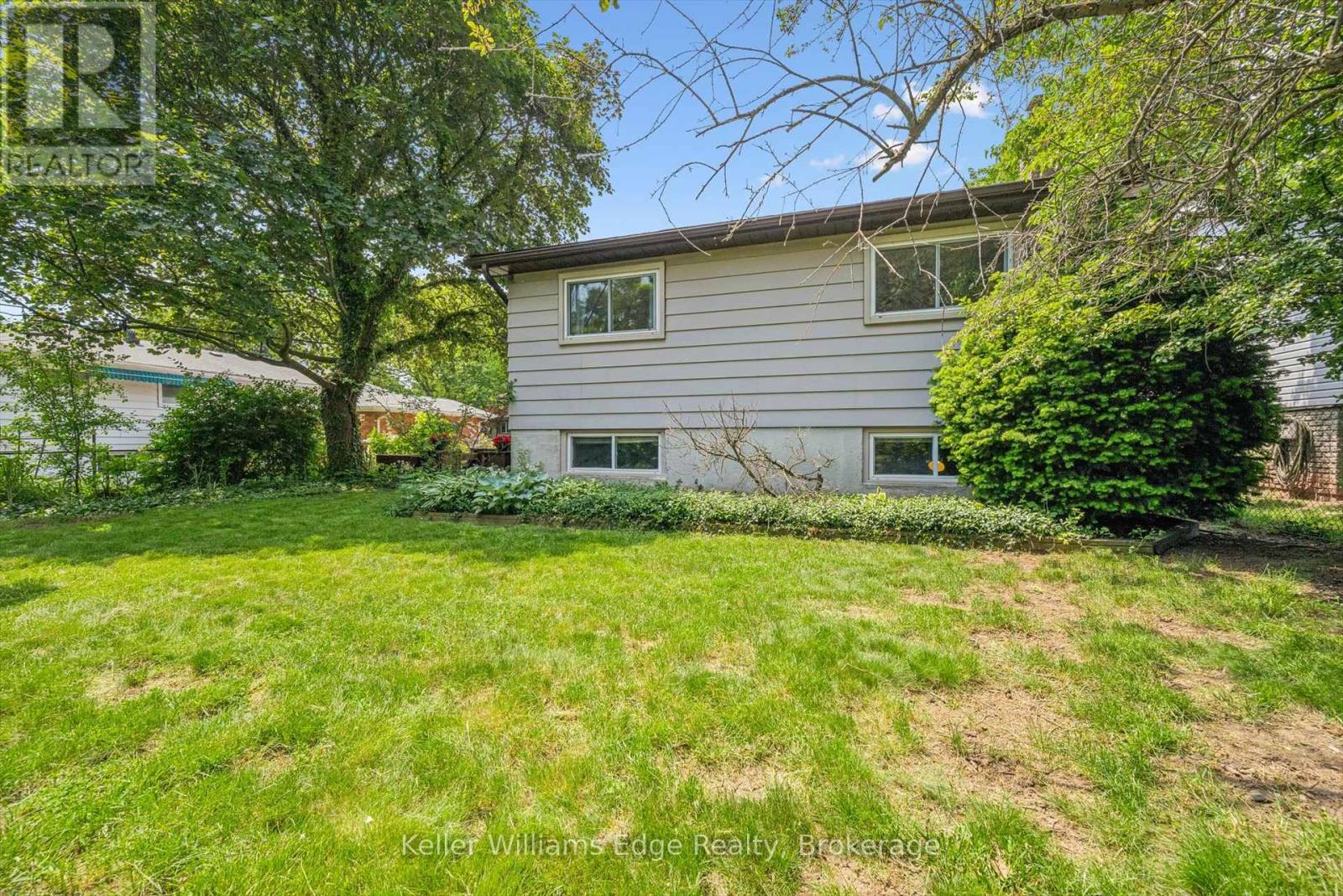 475 VANGUARD CRESCENT - 36