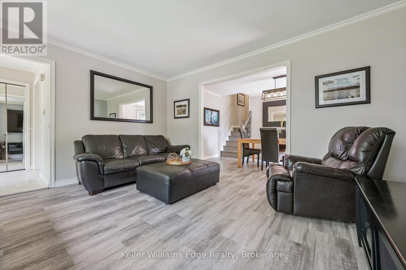 475 VANGUARD CRESCENT - 7