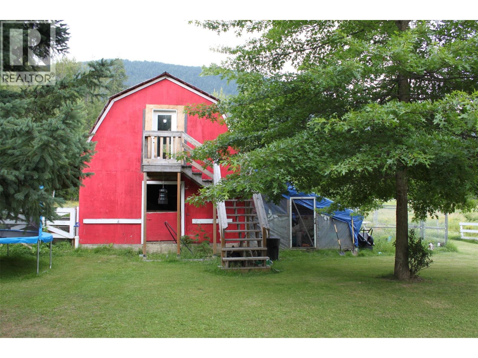 574 MCCORMACK Road - Image 16