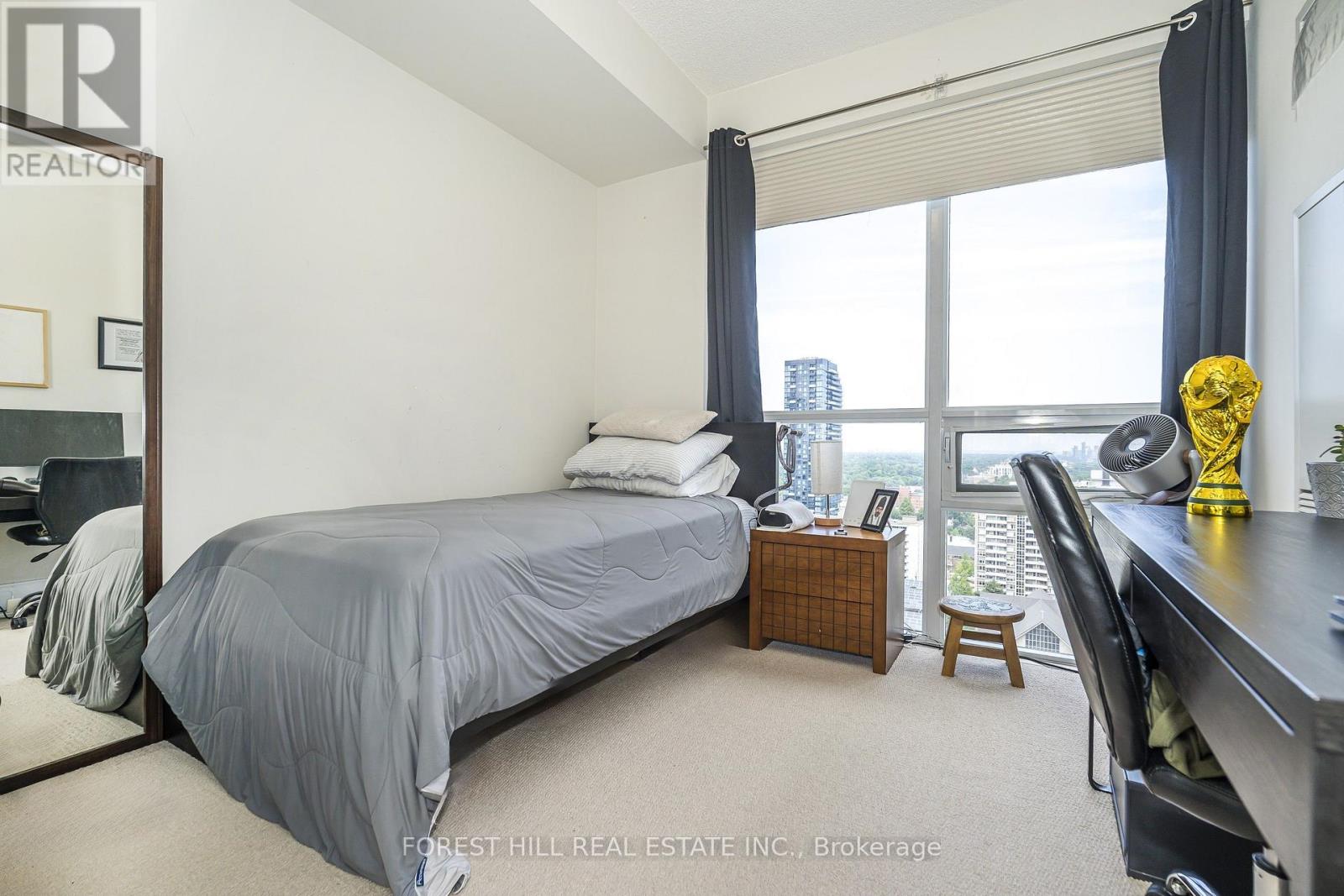 #1821 70 ROEHAMPTON AVENUE - 11