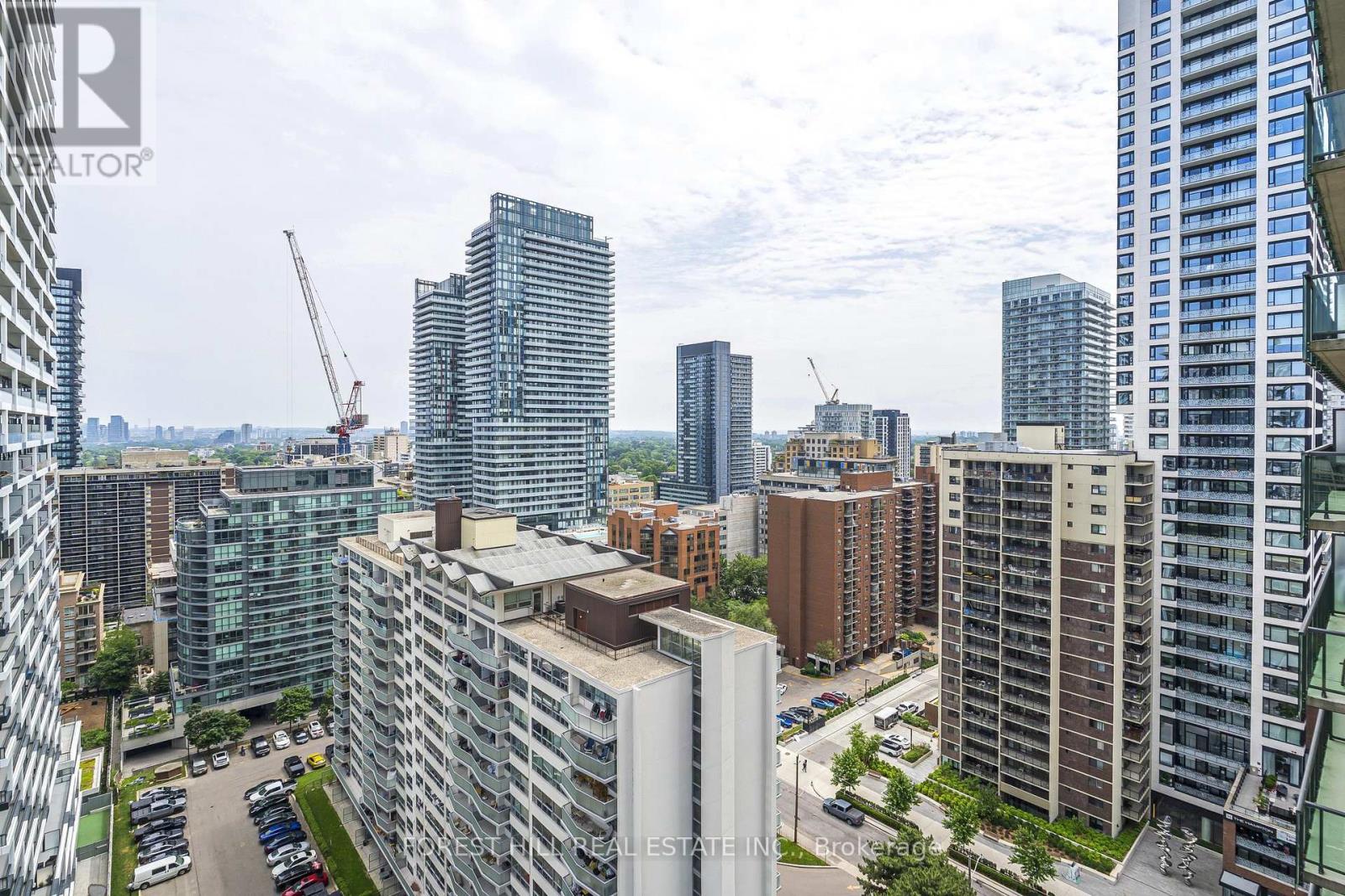 #1821 70 ROEHAMPTON AVENUE - 13
