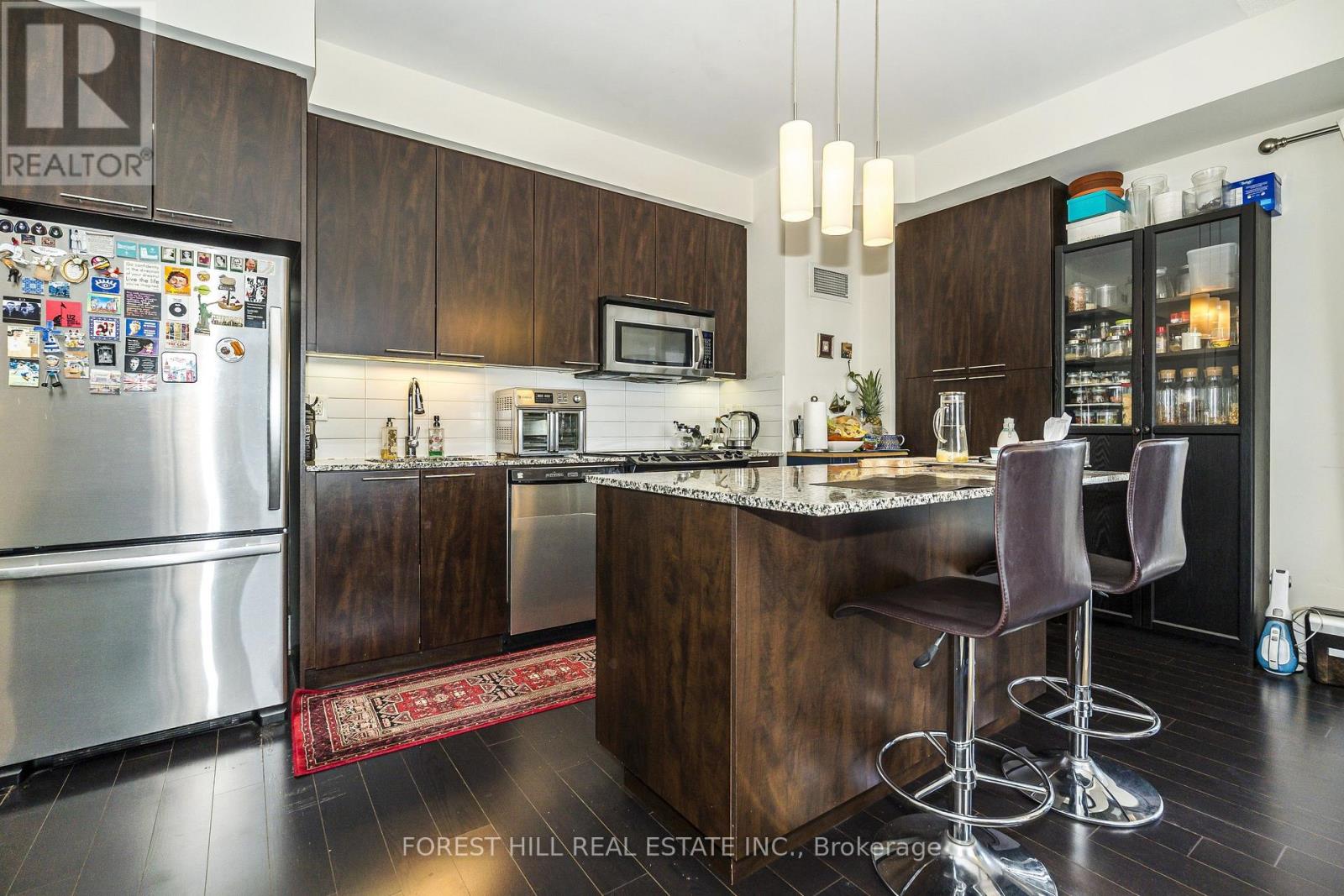 #1821 70 ROEHAMPTON AVENUE - 7