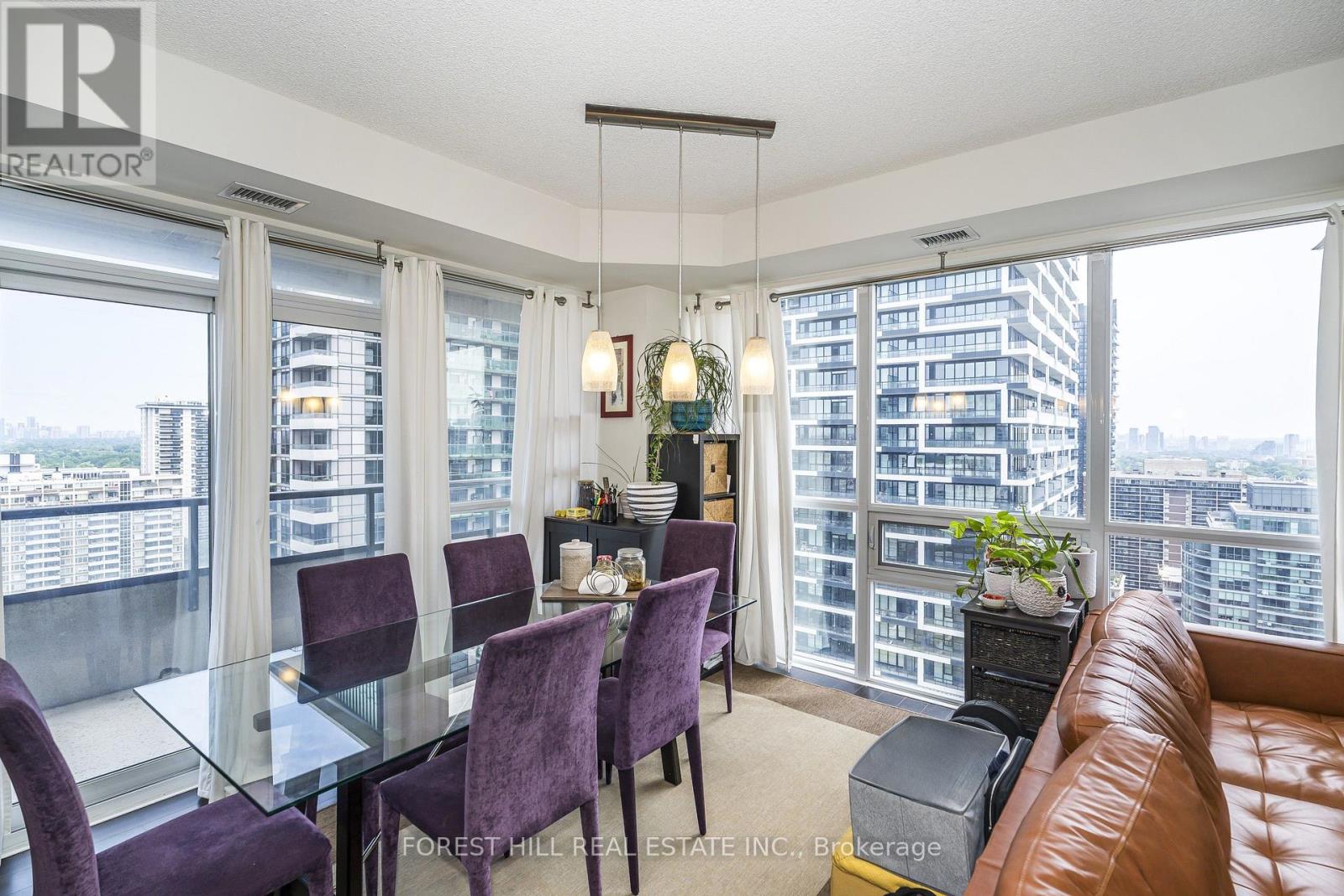 #1821 70 ROEHAMPTON AVENUE - 9