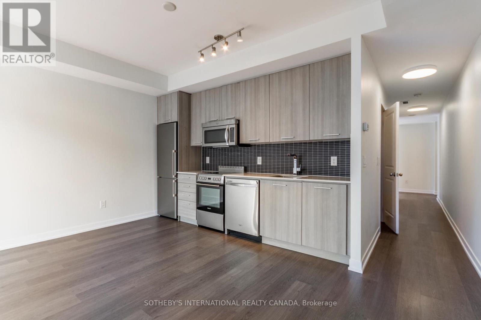 #713 105 GEORGE STREET - 9