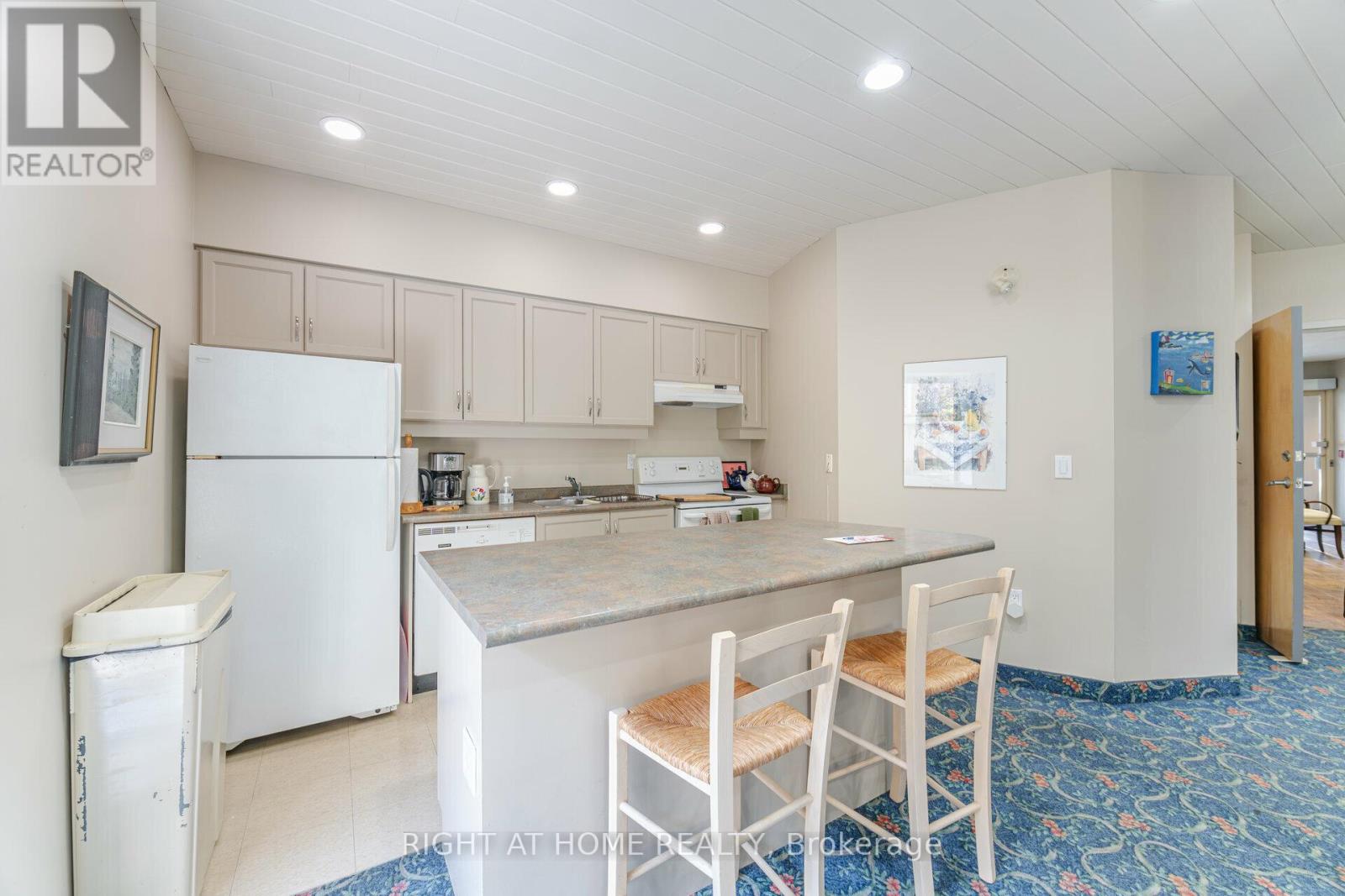 #306 1387 BAYVIEW AVENUE - 31