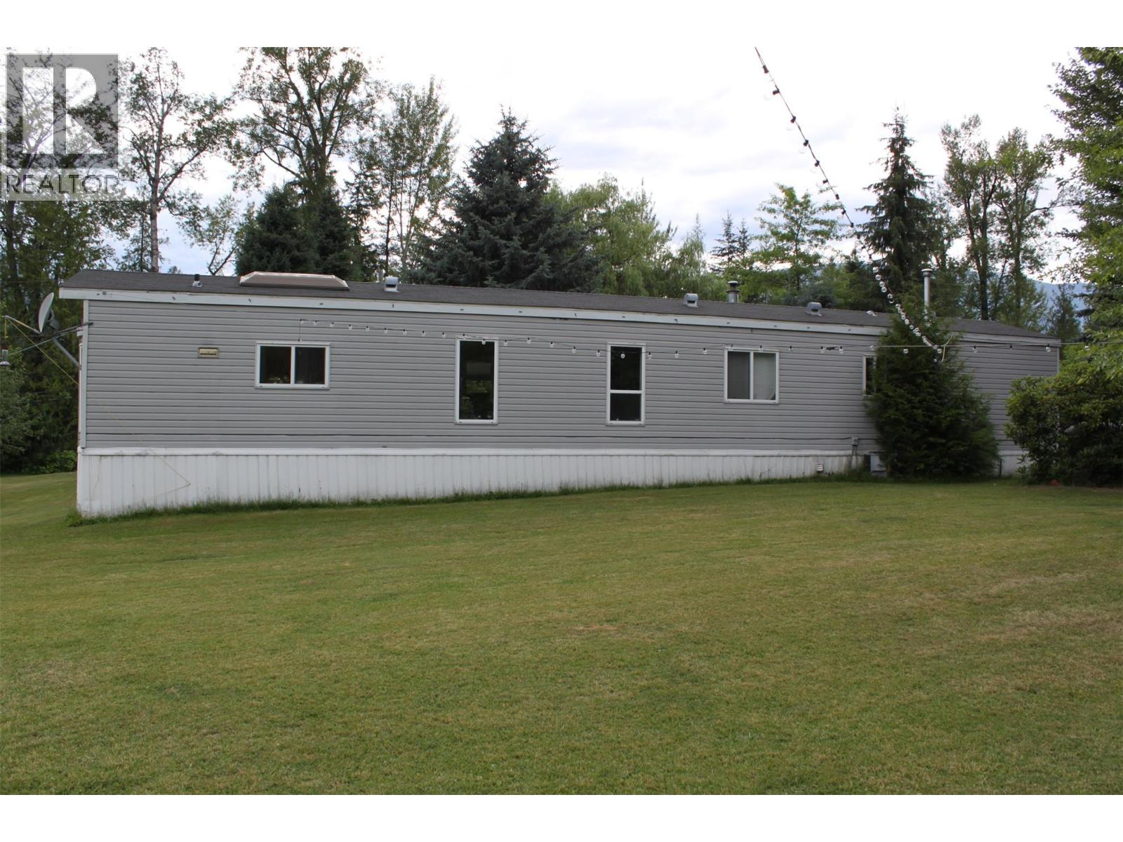 574 MCCORMACK Road - Image 15