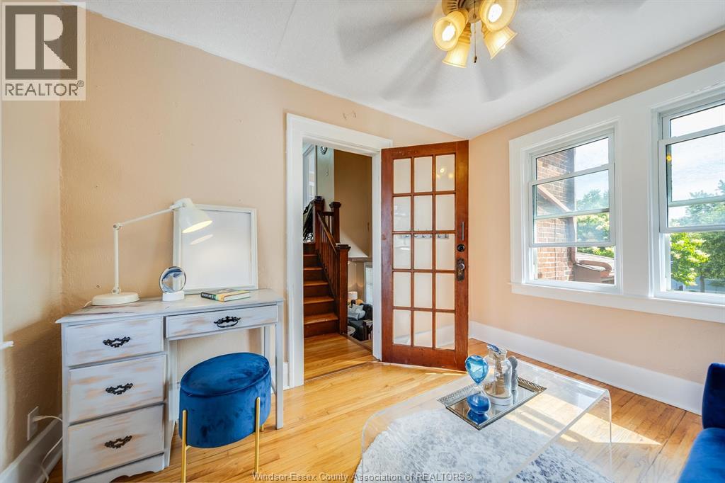 879 DAWSON - 19