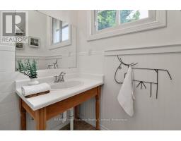 1 Elgin Street, Clearview, ON L0M1N0 Photo 15