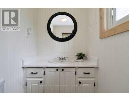 1 Elgin Street, Clearview, ON L0M1N0 Photo 16