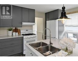 1 Elgin Street, Clearview, ON L0M1N0 Photo 22