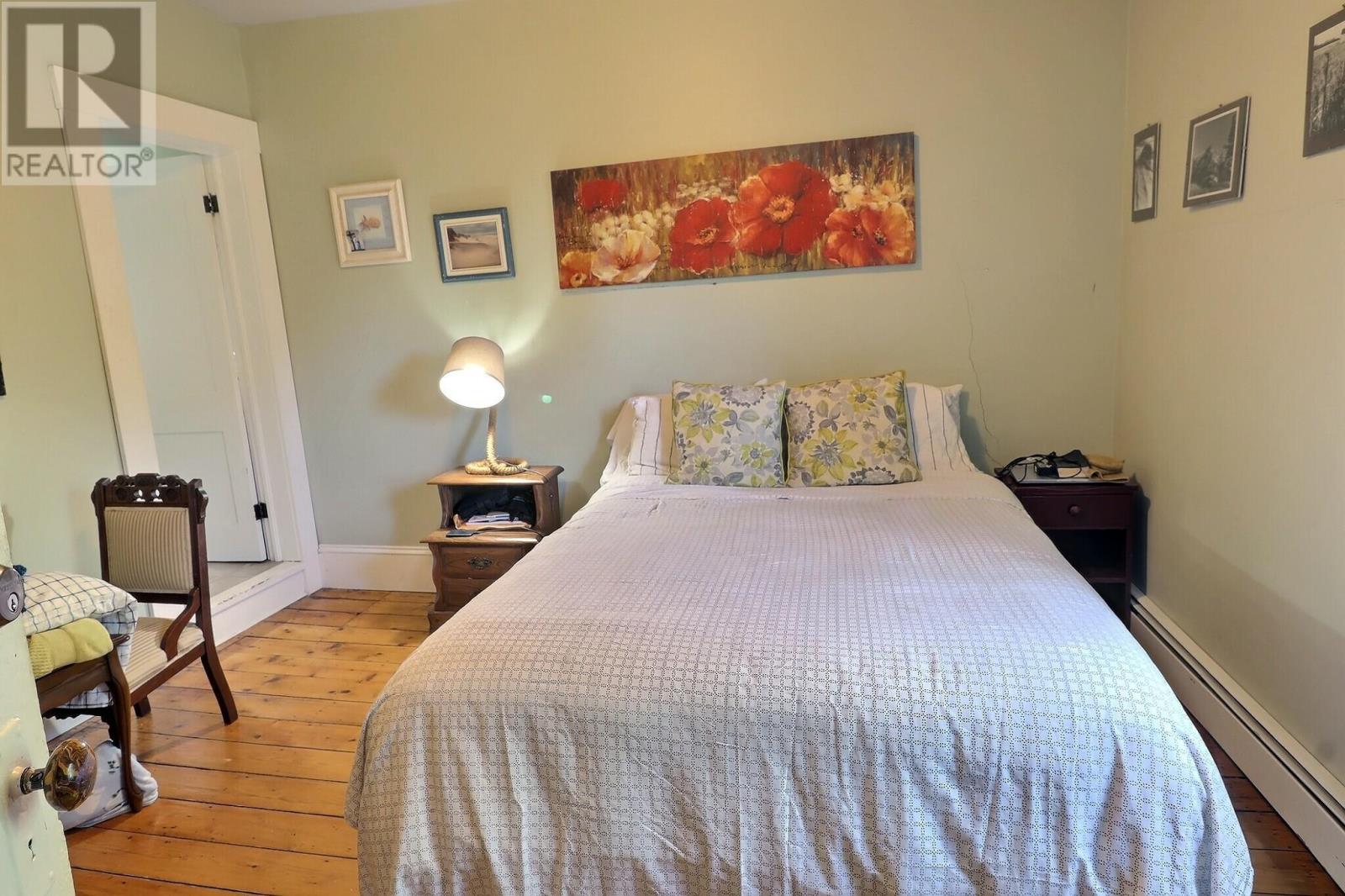 206 Sydney Street - 16