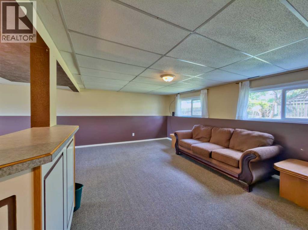 8534 21 Avenue - 16