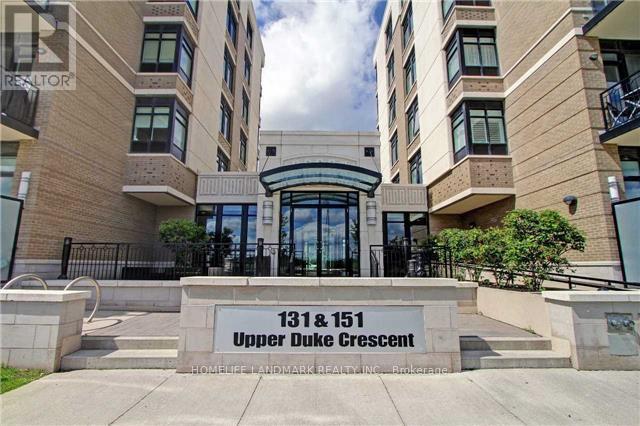 #513 131 UPPER DUKE CRESCENT - 2