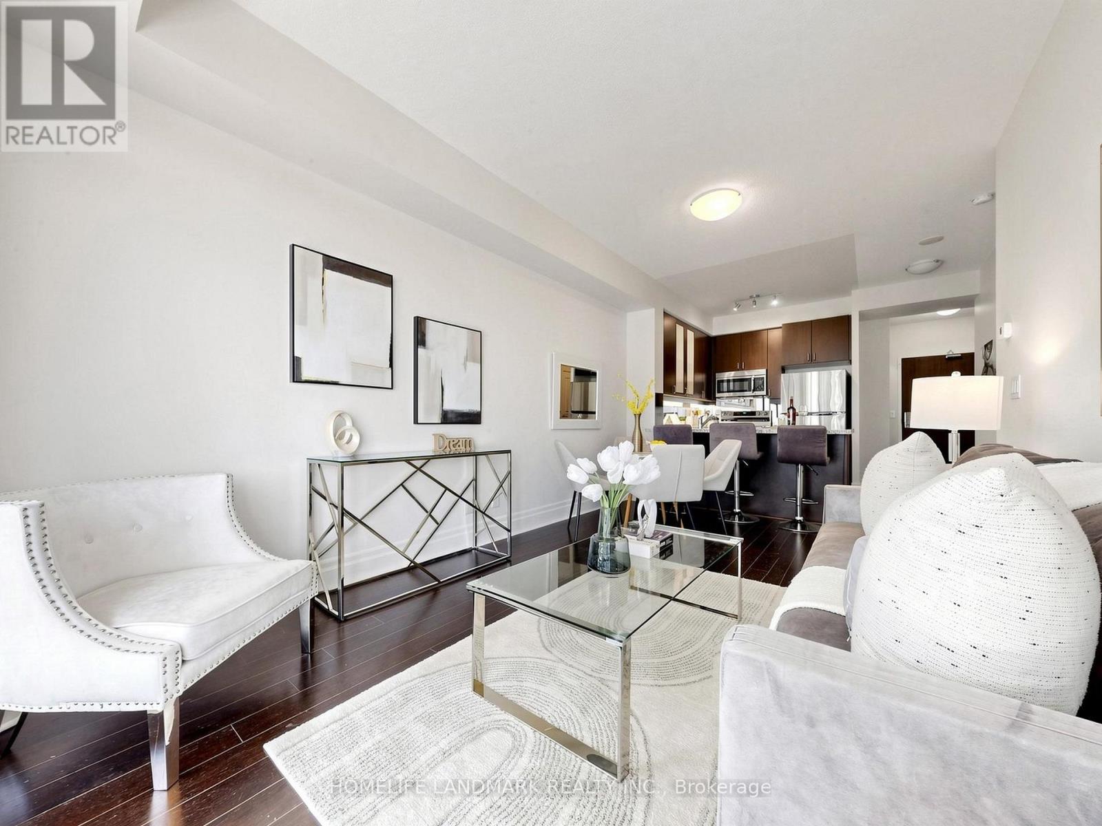 #513 131 UPPER DUKE CRESCENT - 7