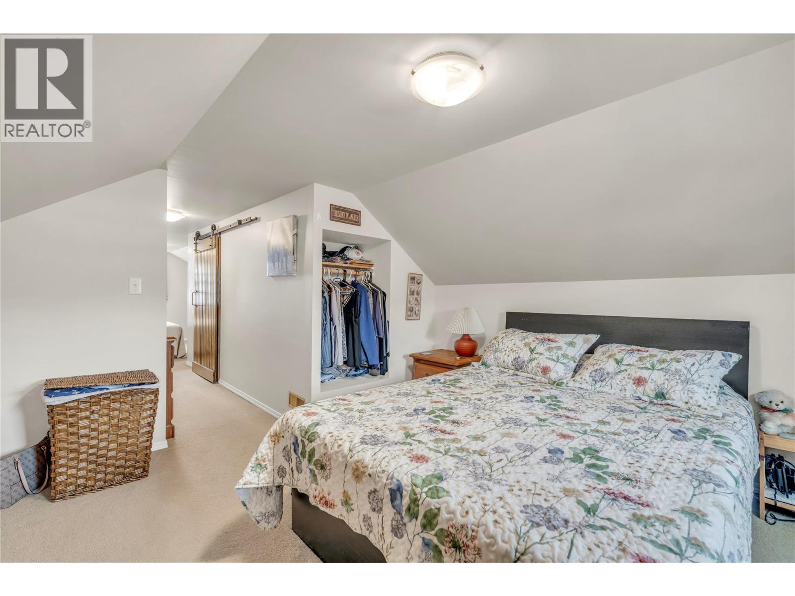 267 ANGELA Avenue - 19