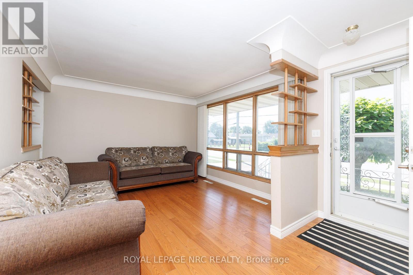 409 BROADWAY AVENUE - 5