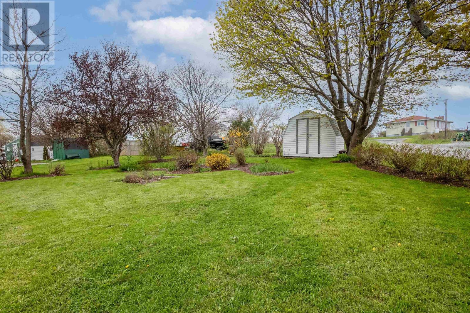 11 MacLean Street - 5