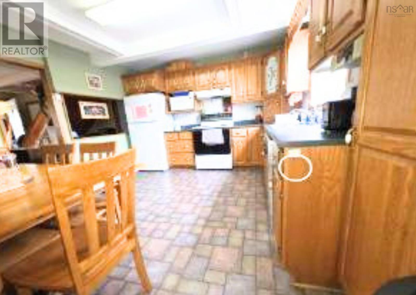 1398 George Street - 12
