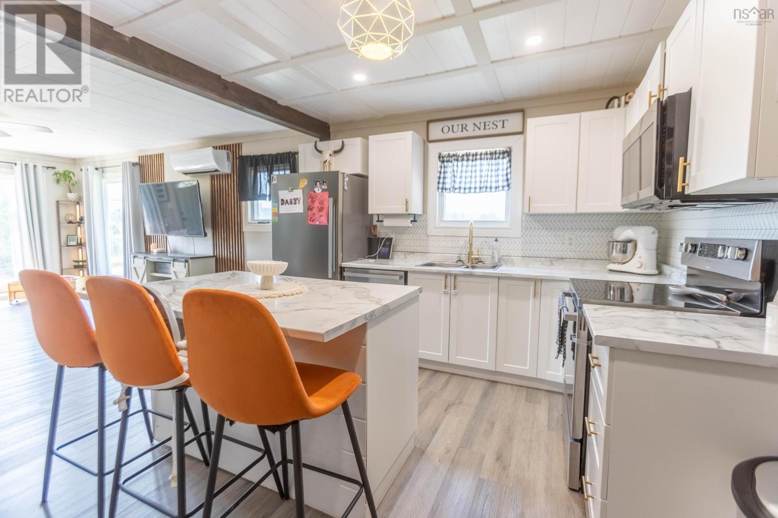 4875 Highway 242 - 12
