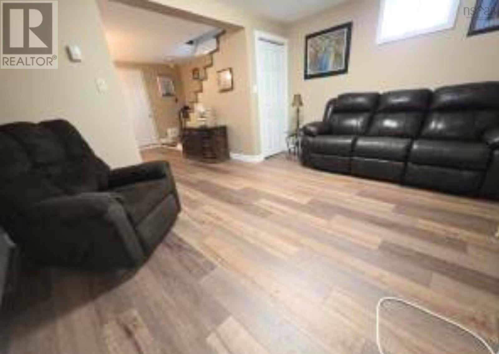 1398 George Street - 20