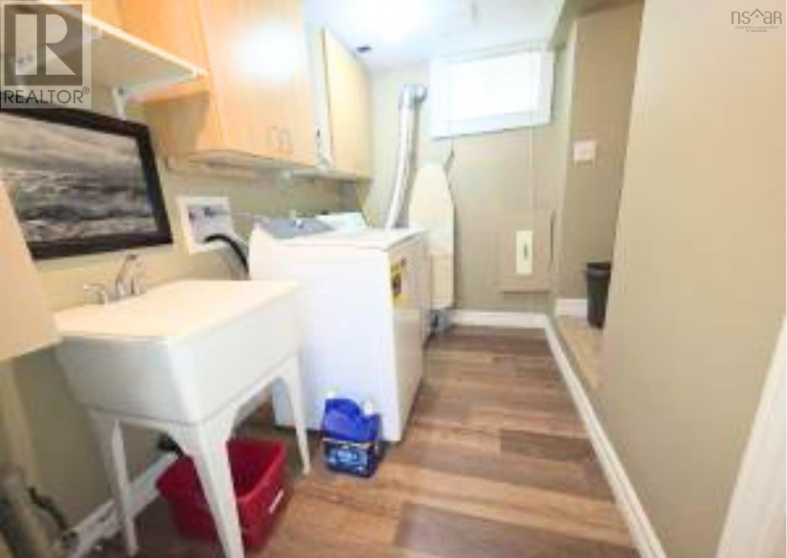 1398 George Street - 24