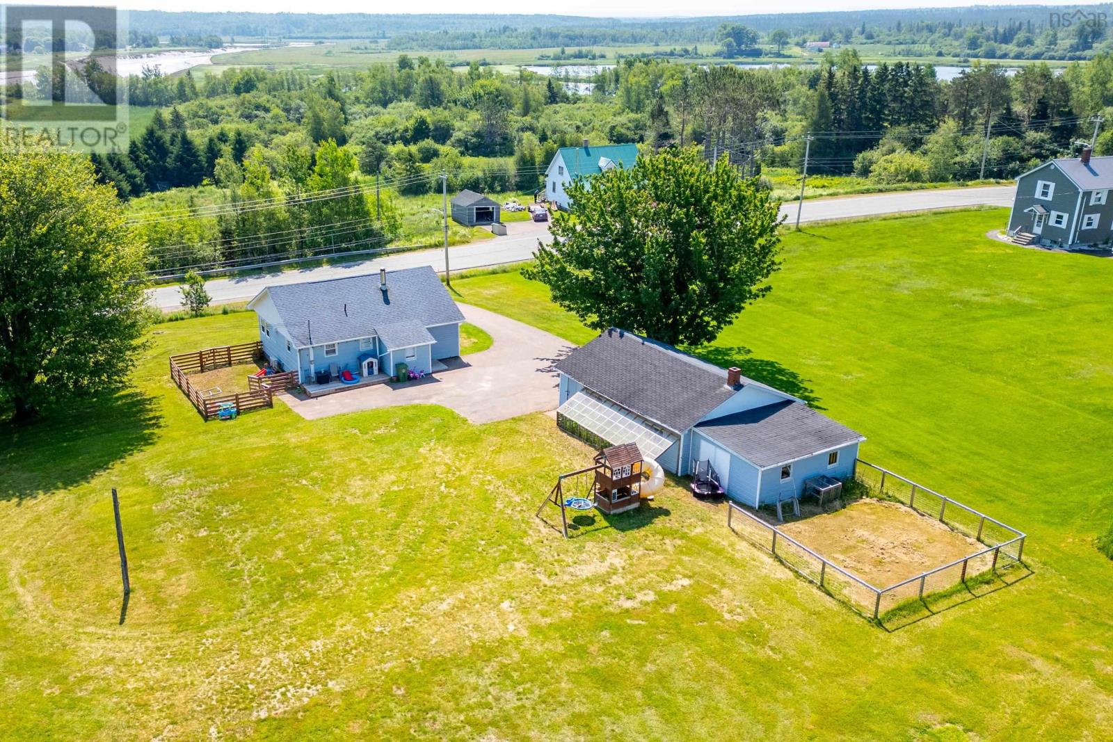 4875 Highway 242 - 35