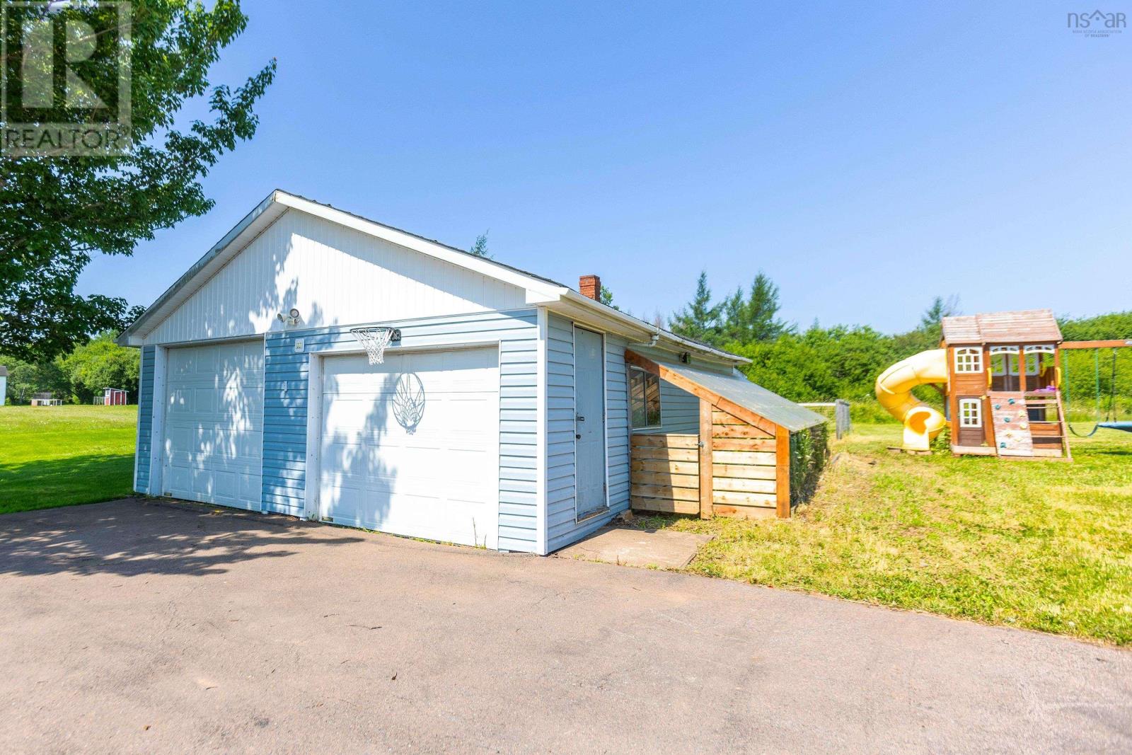 4875 Highway 242 - 6