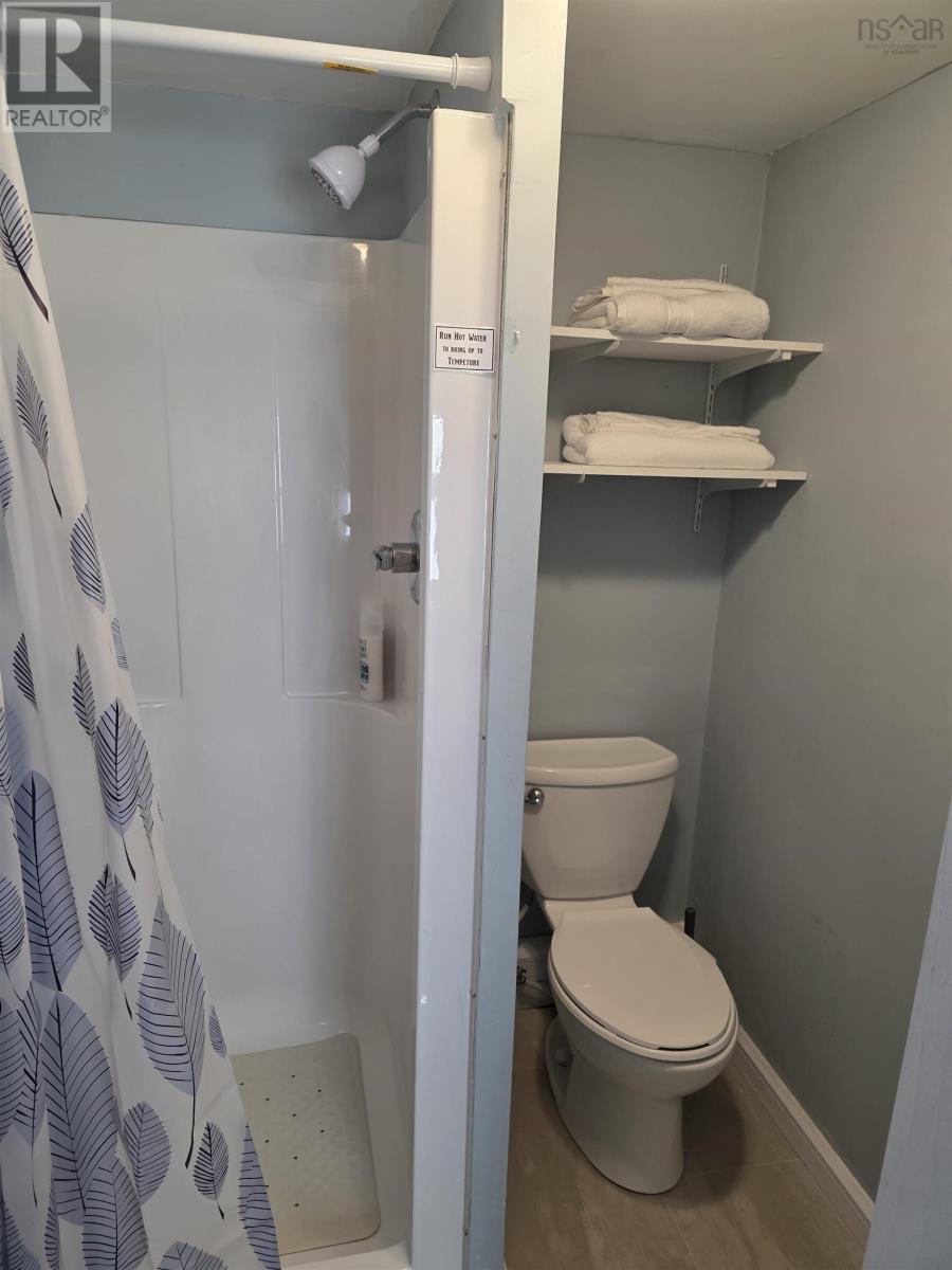 8316 4 Highway - 29