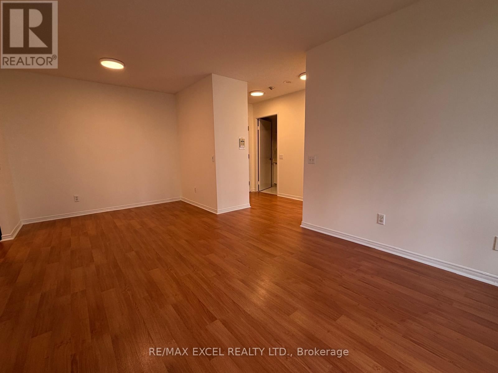 #507 91 TOWNSGATE DRIVE - 3
