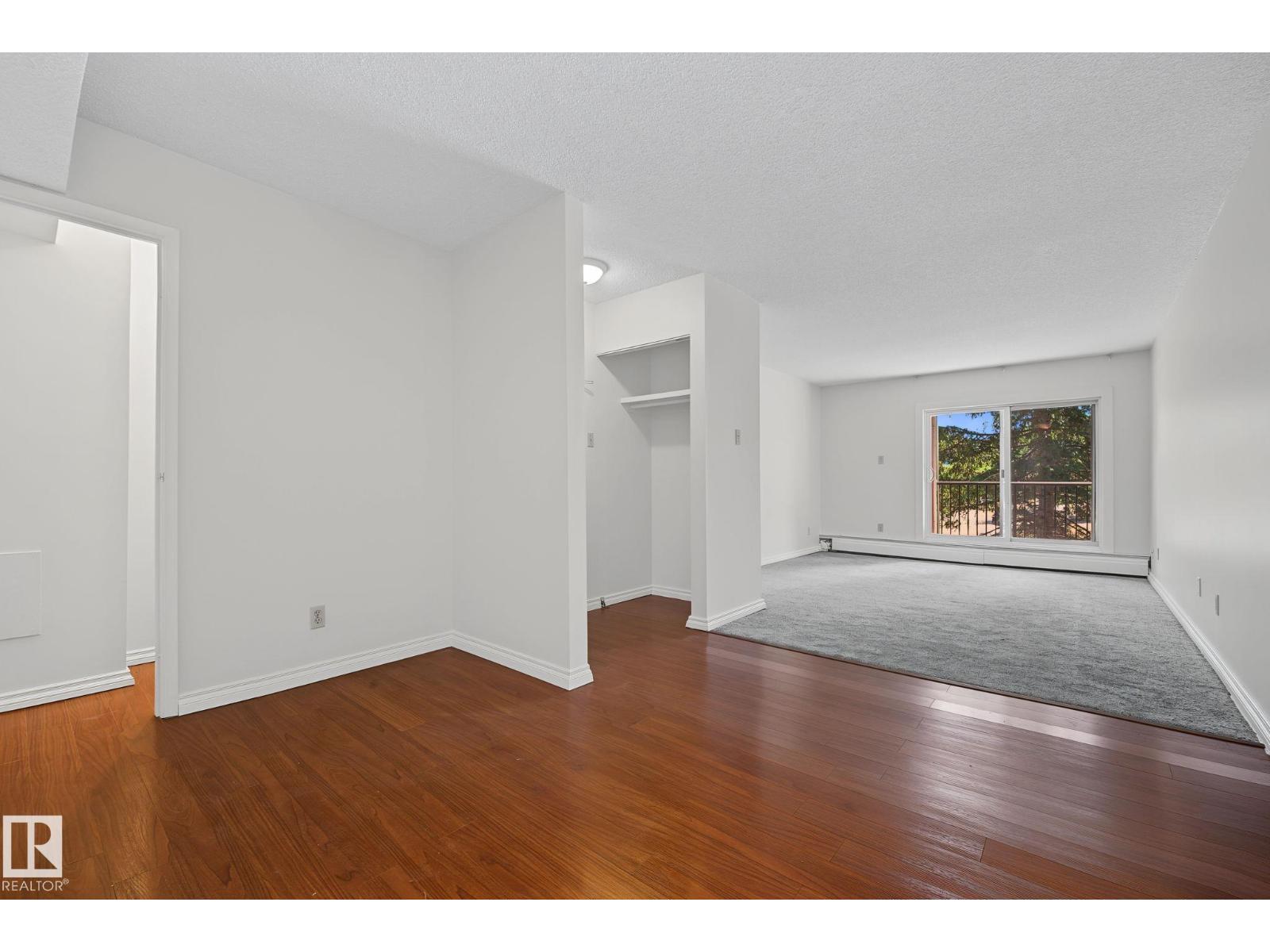 #6E 11608 28 AV NW NW - 11