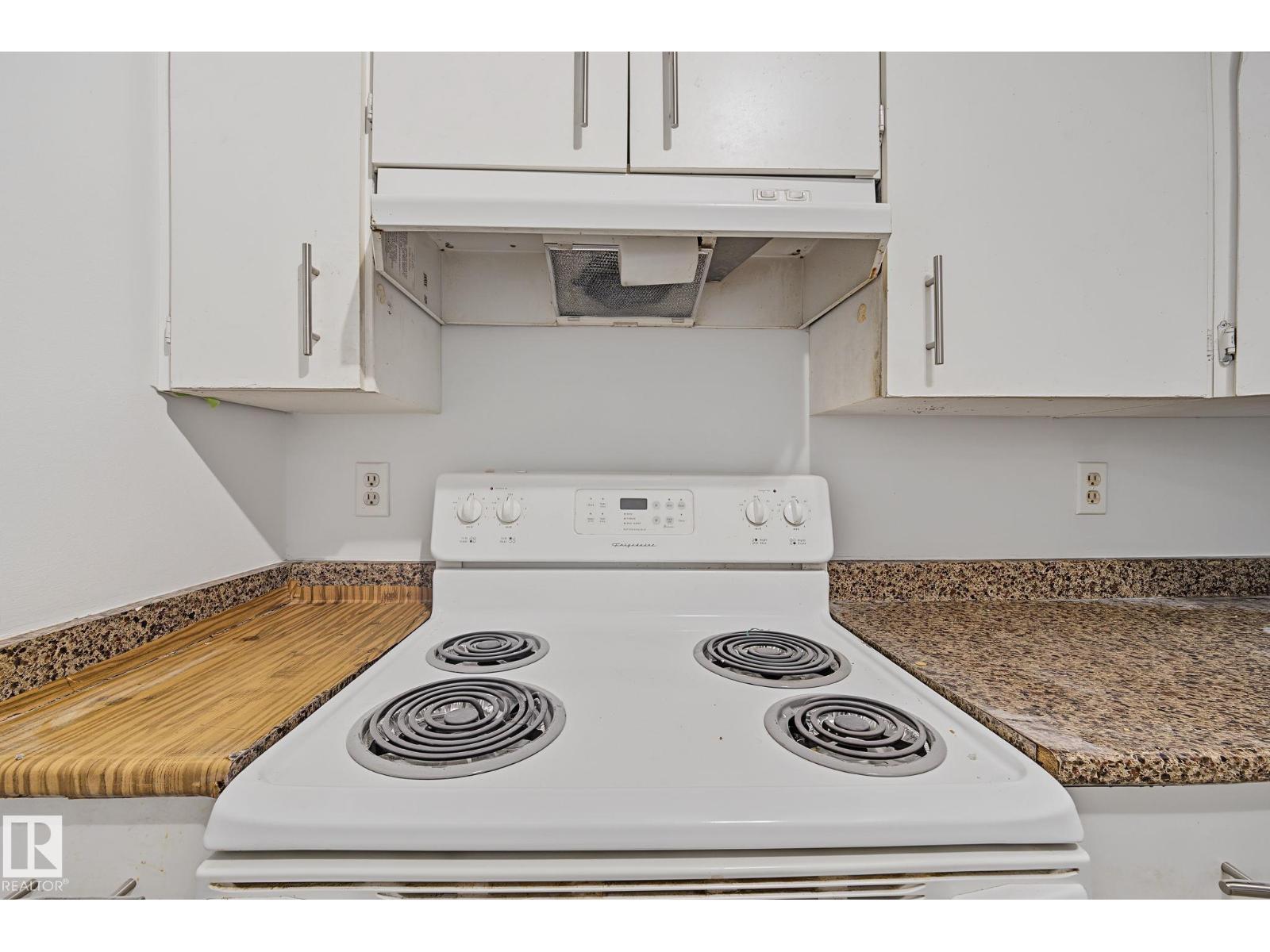 #6E 11608 28 AV NW NW - 14