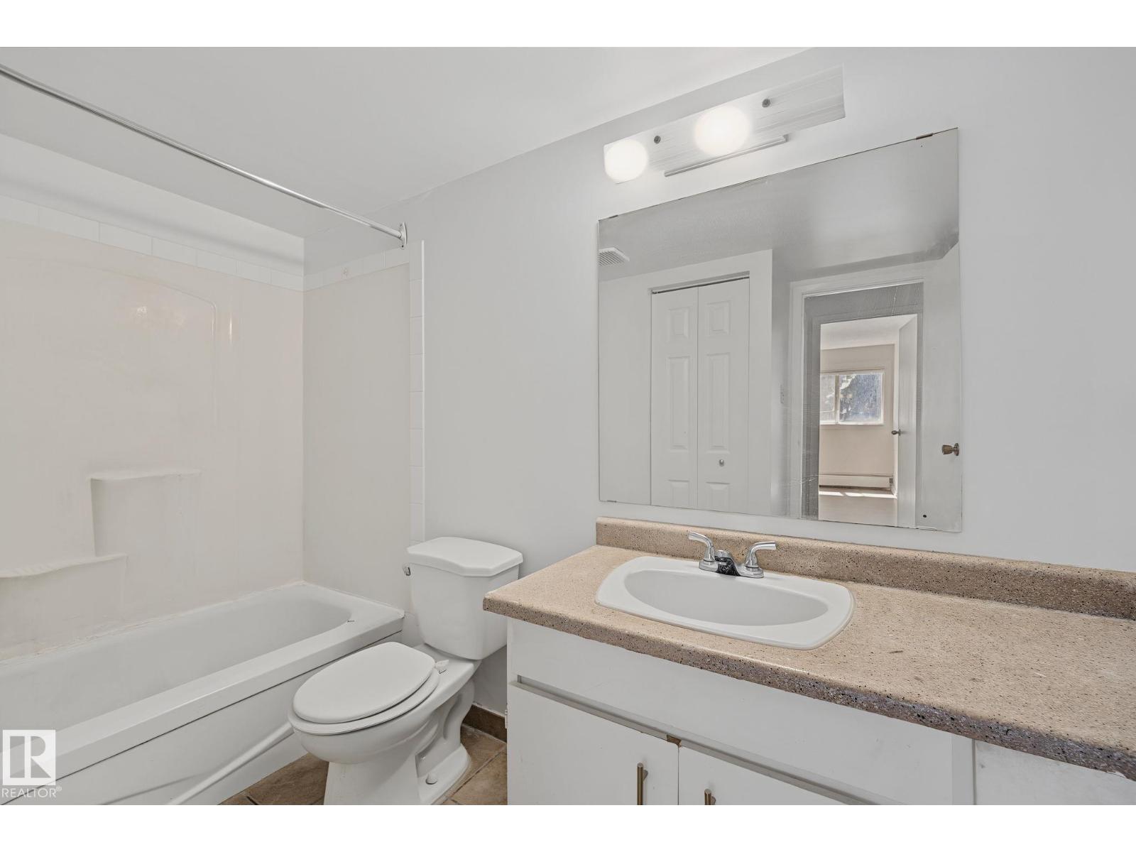 #6E 11608 28 AV NW NW - 20