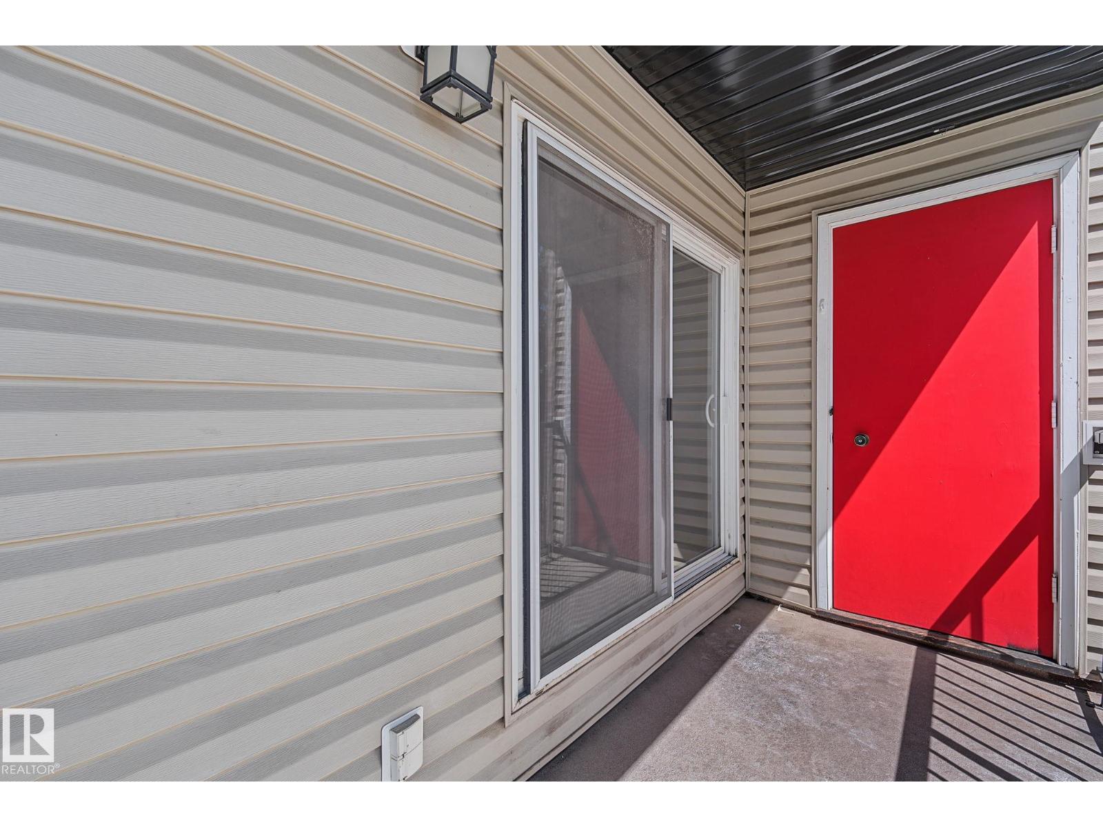 #6E 11608 28 AV NW NW - 27