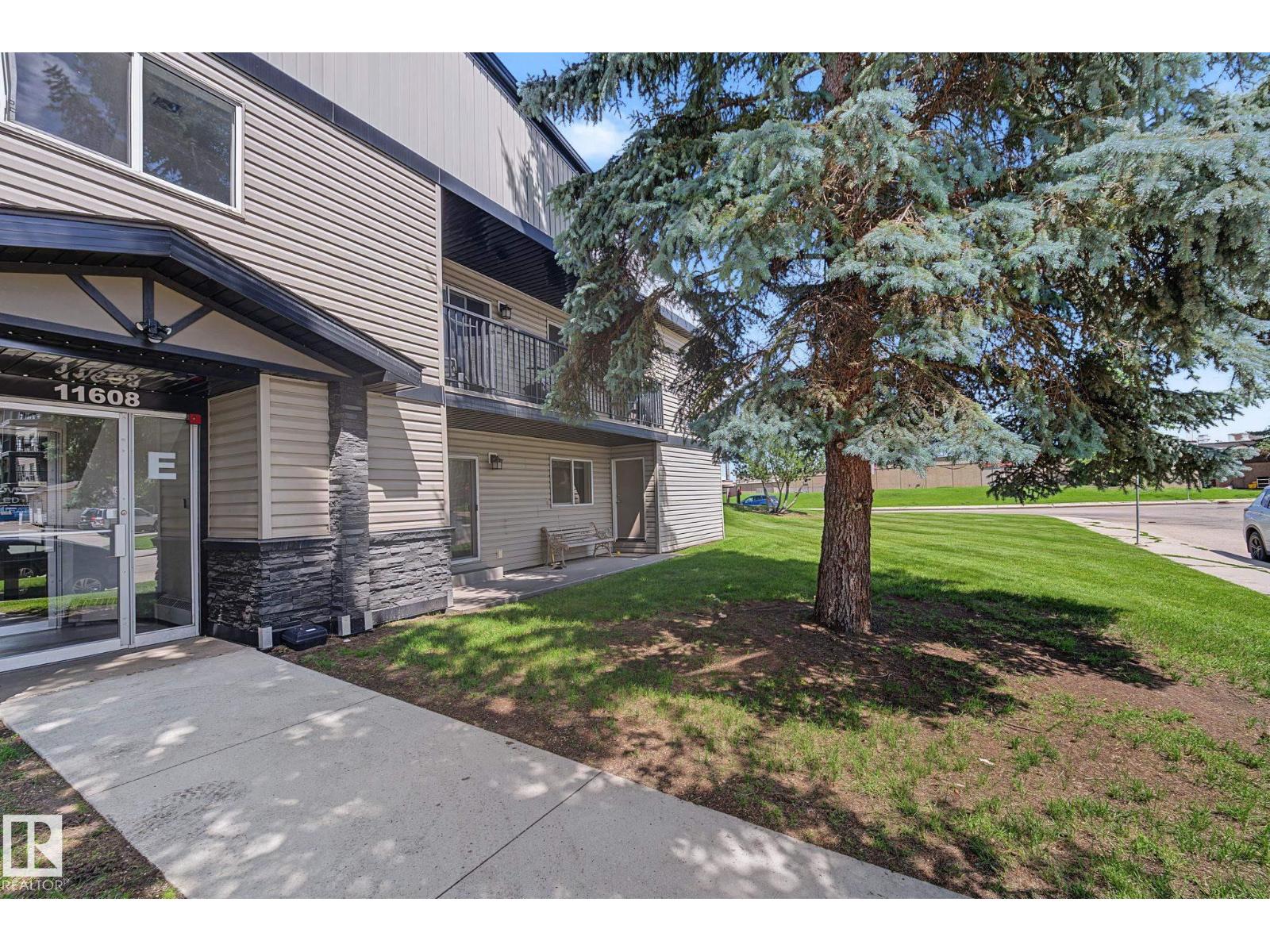 #6E 11608 28 AV NW NW - 33
