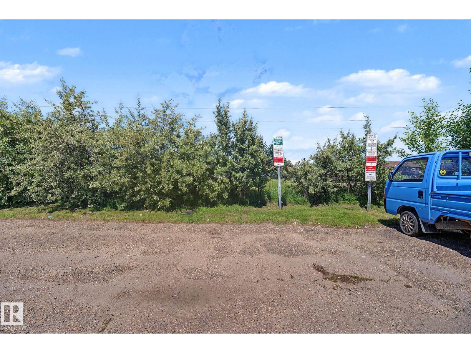 #6E 11608 28 AV NW NW - 35