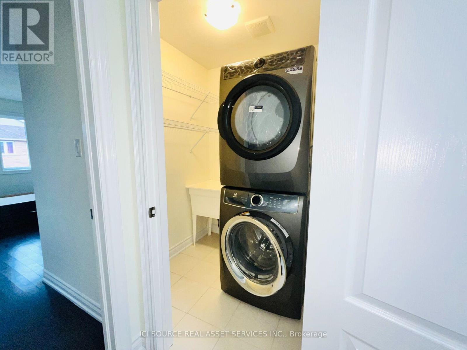 259 WILLIAM FORSTER ROAD - 21