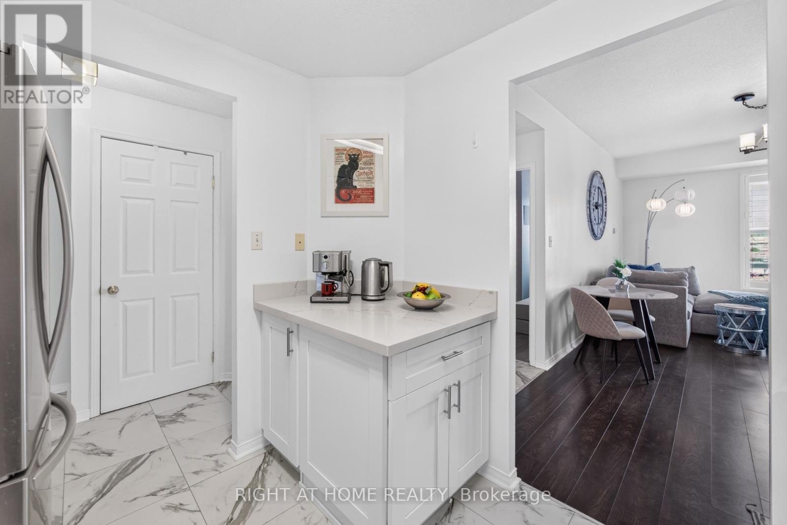 #607 32 TANNERY STREET - 20