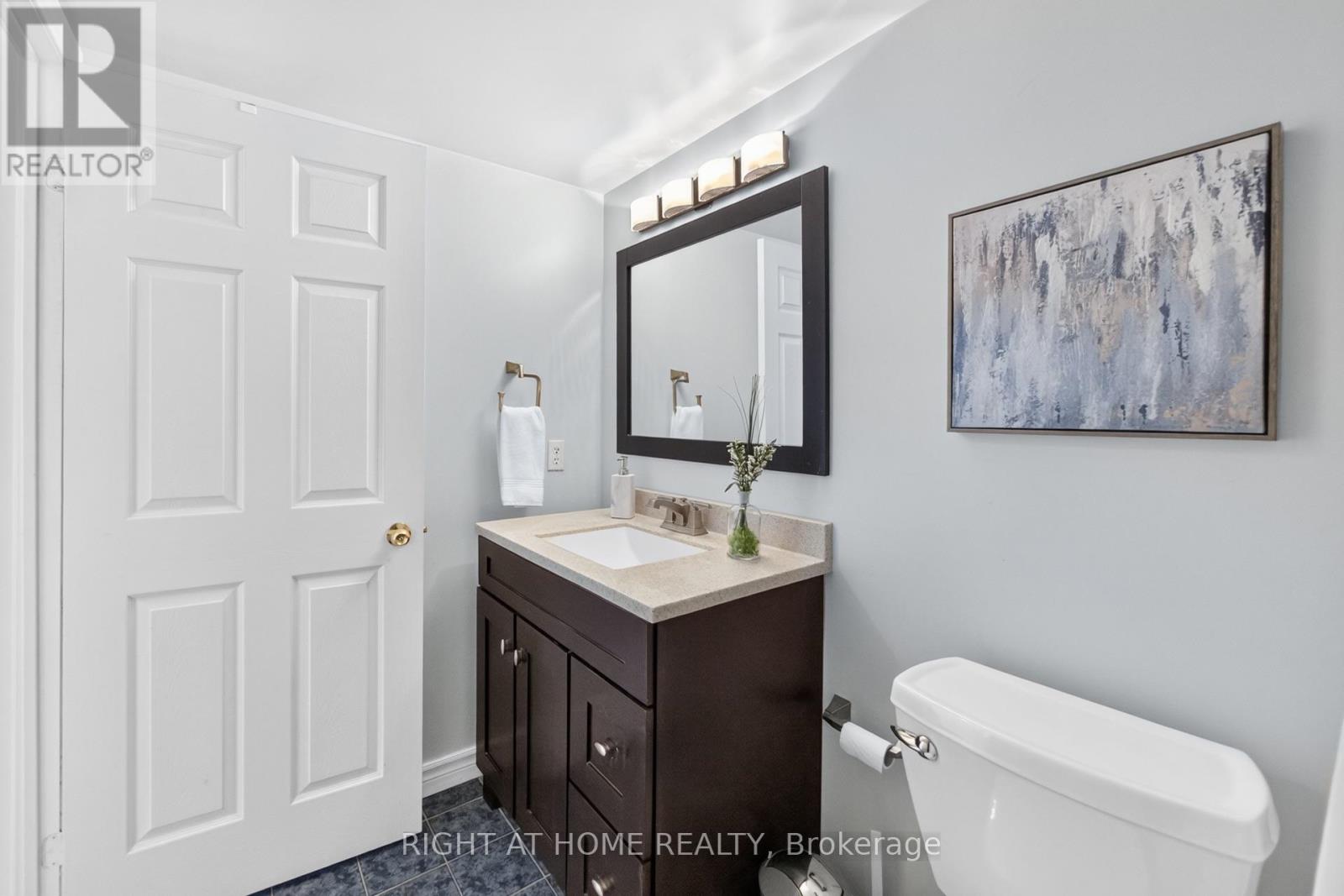 #607 32 TANNERY STREET - 31