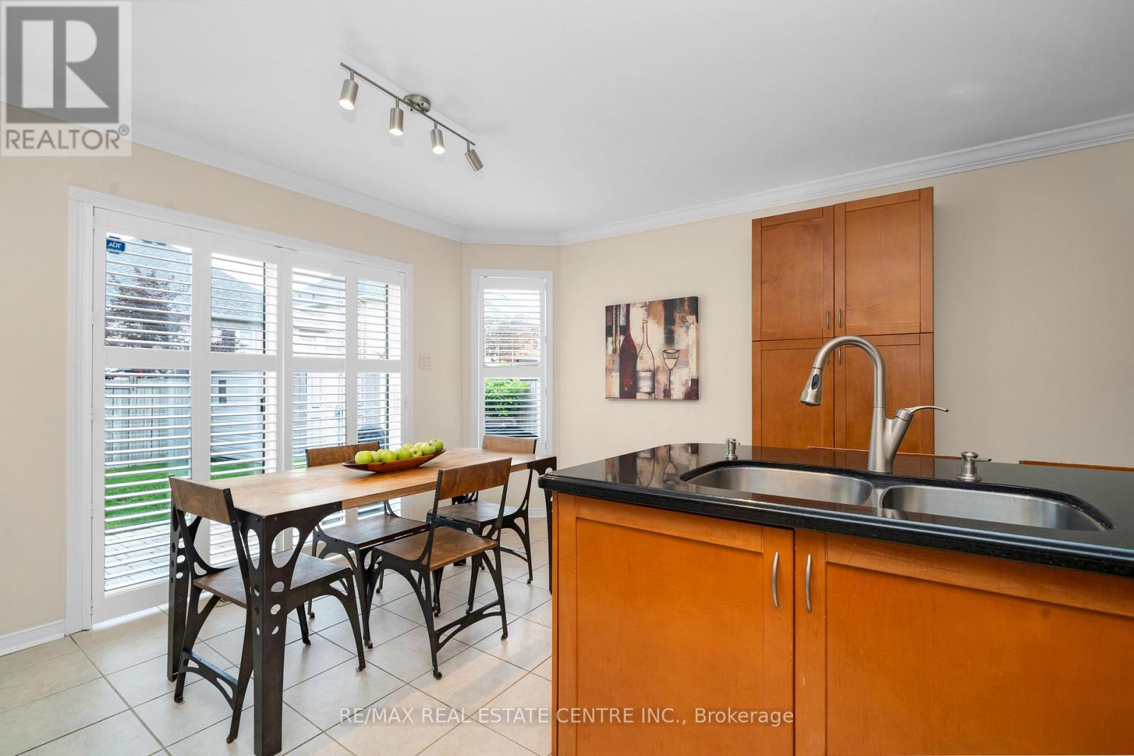 27 MILFOIL STREET - 17