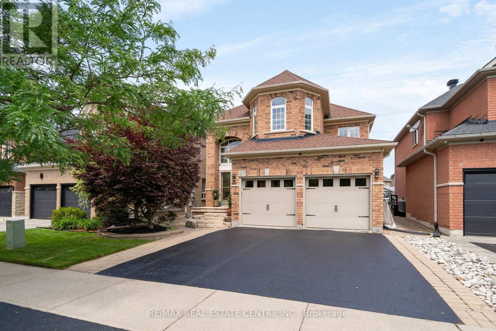 27 MILFOIL STREET - 2