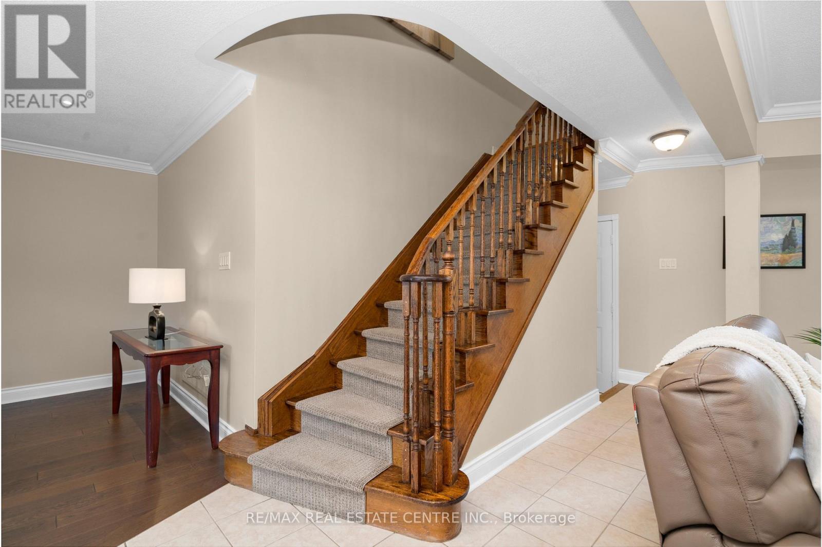 27 MILFOIL STREET - 20