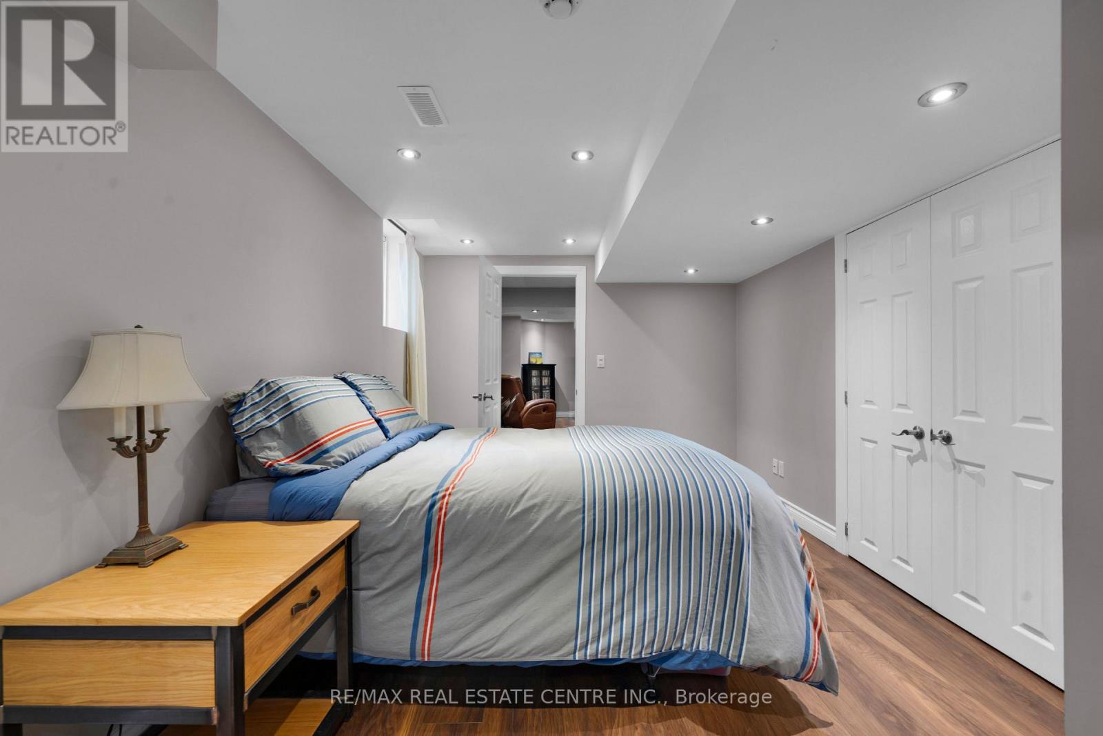 27 MILFOIL STREET - 35