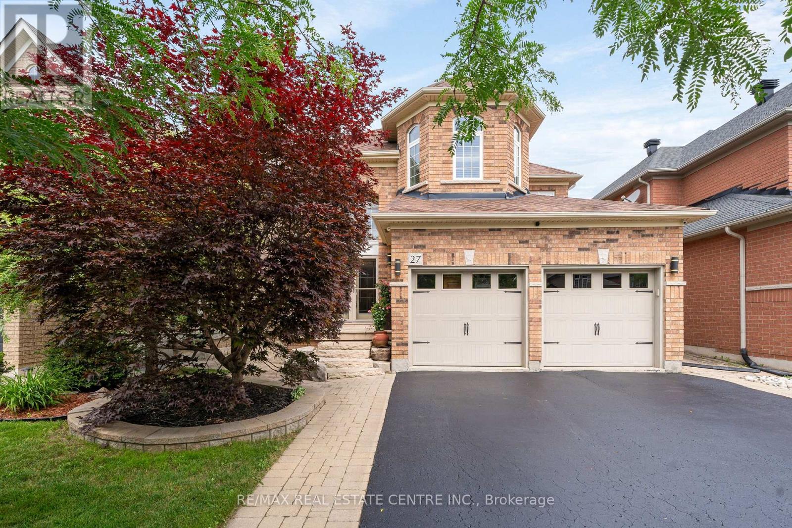 27 MILFOIL STREET - 40