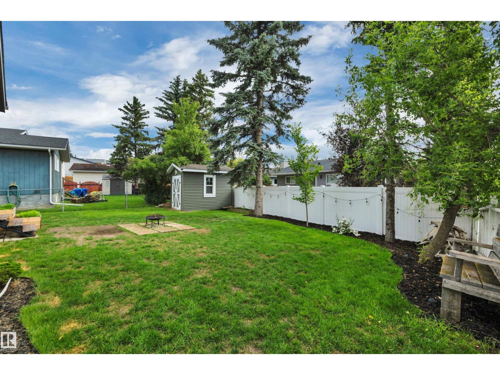 4707 44 ST - 42