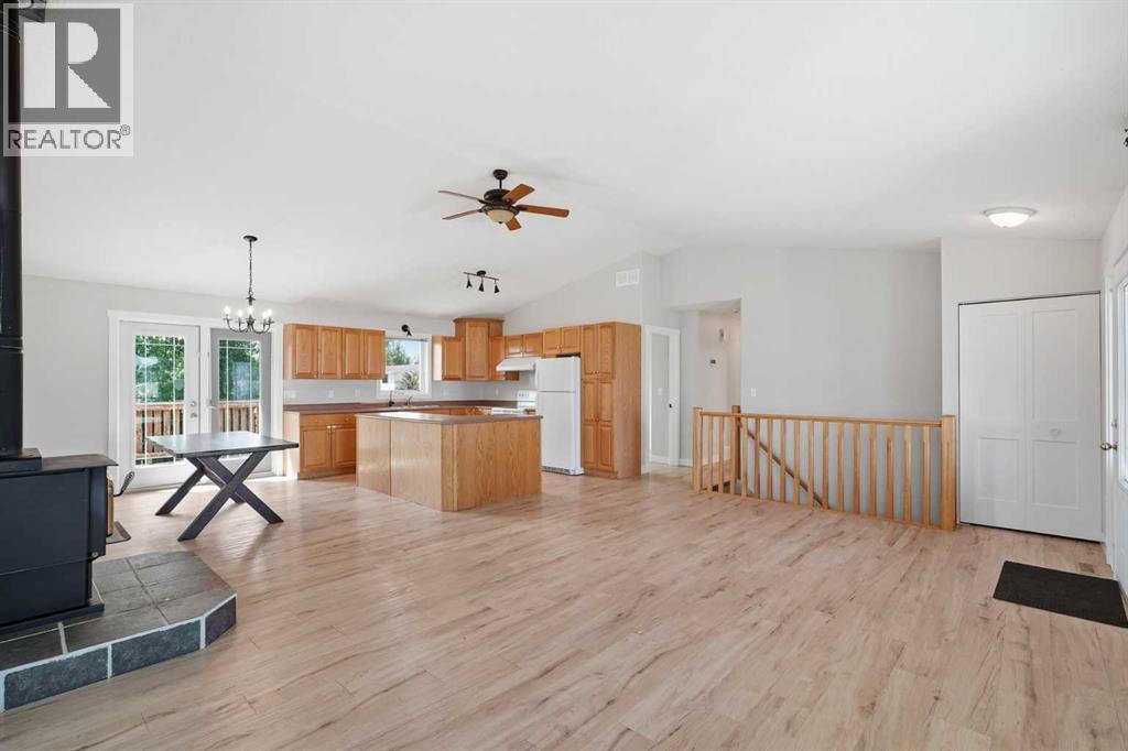 5408 52A Street — photo 8